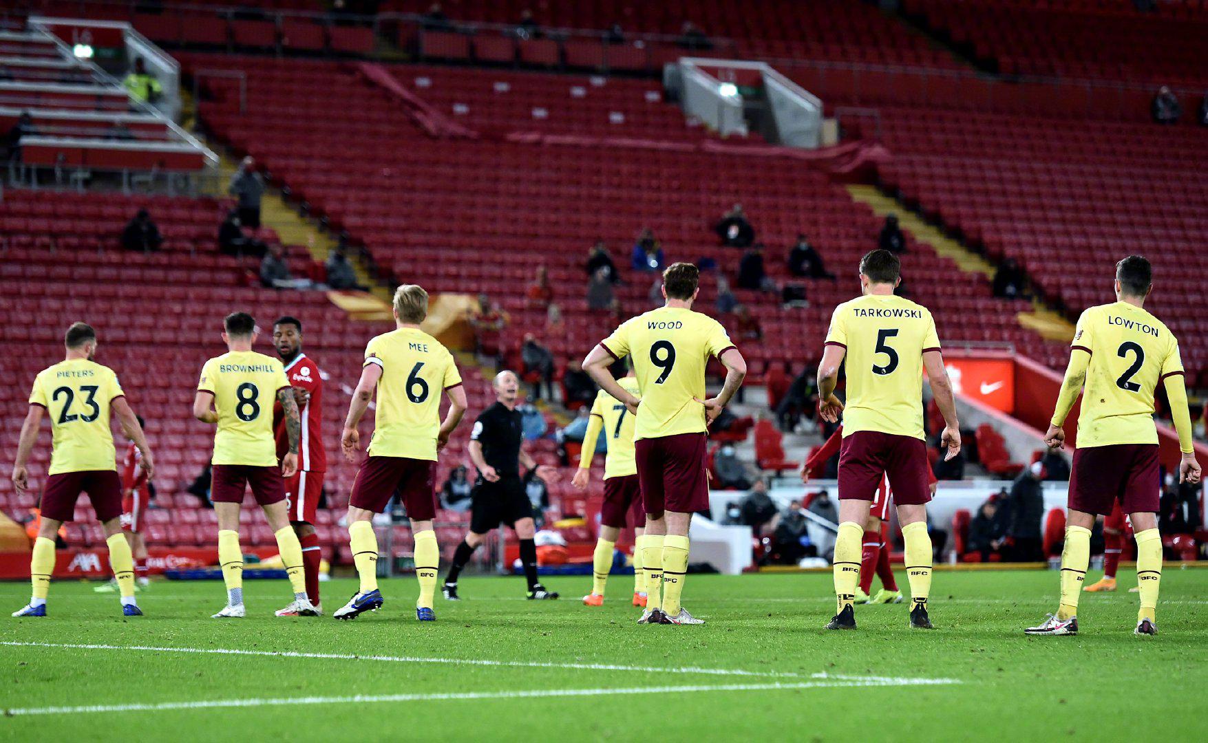 随着比赛继 随着比赛继