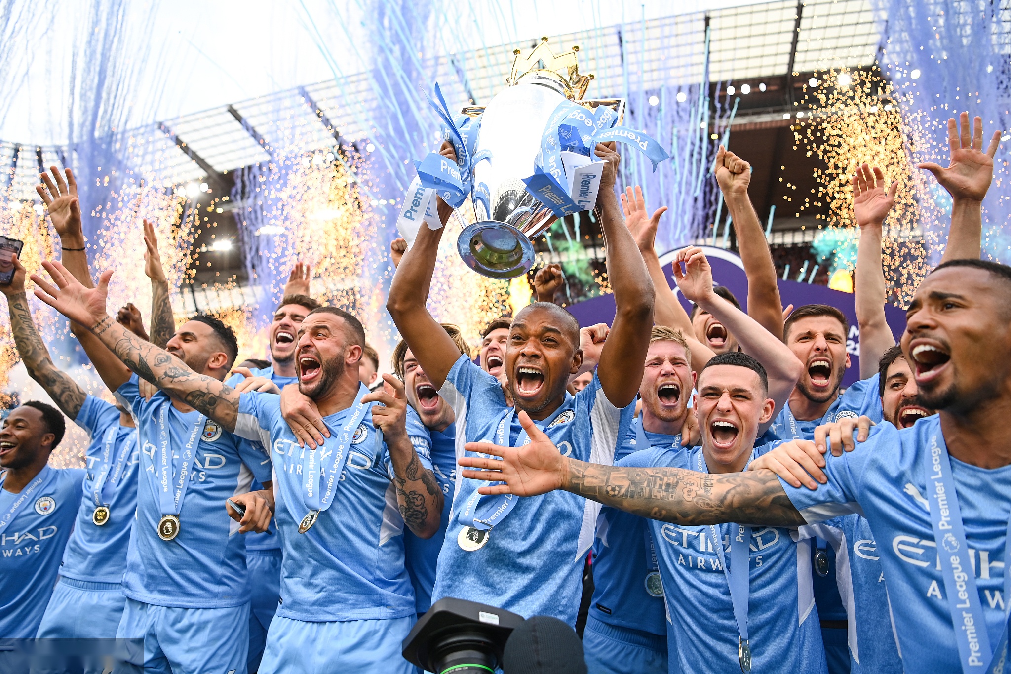 击对方防线 击对方防线